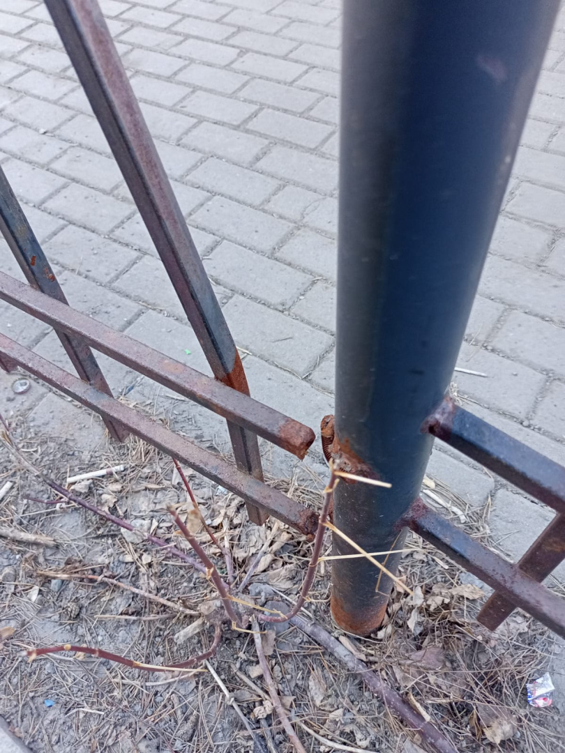 Технич.156 приварить секции у забора (1).jpeg