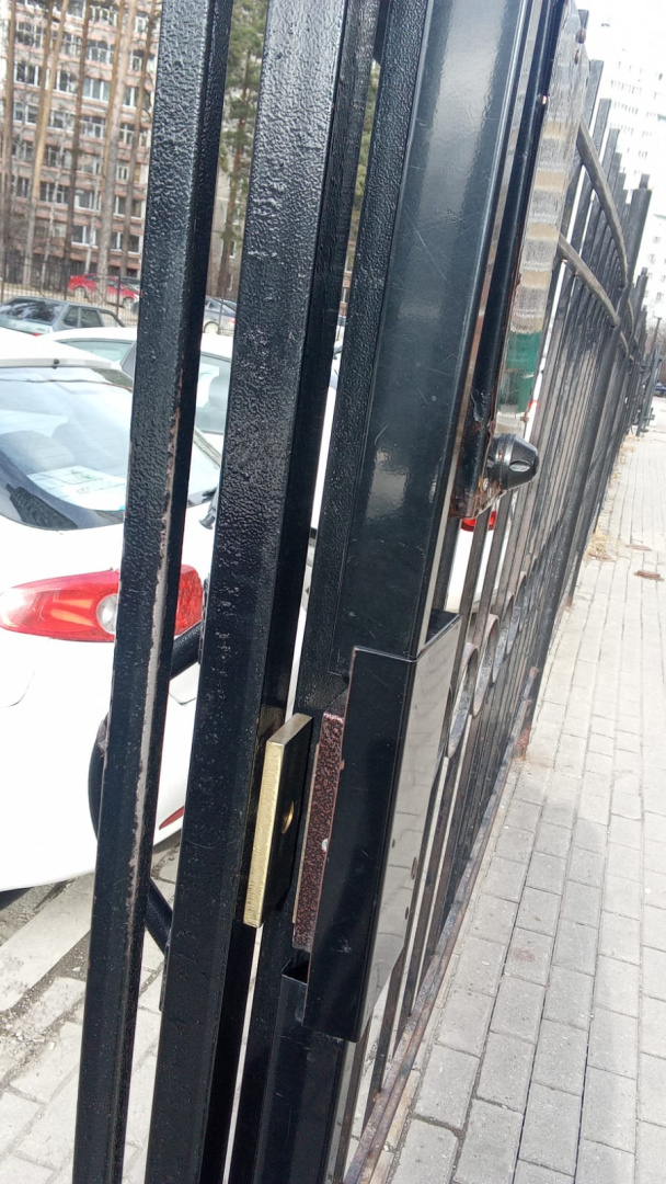 Технич.15 калитка на против 2 под. .jpeg